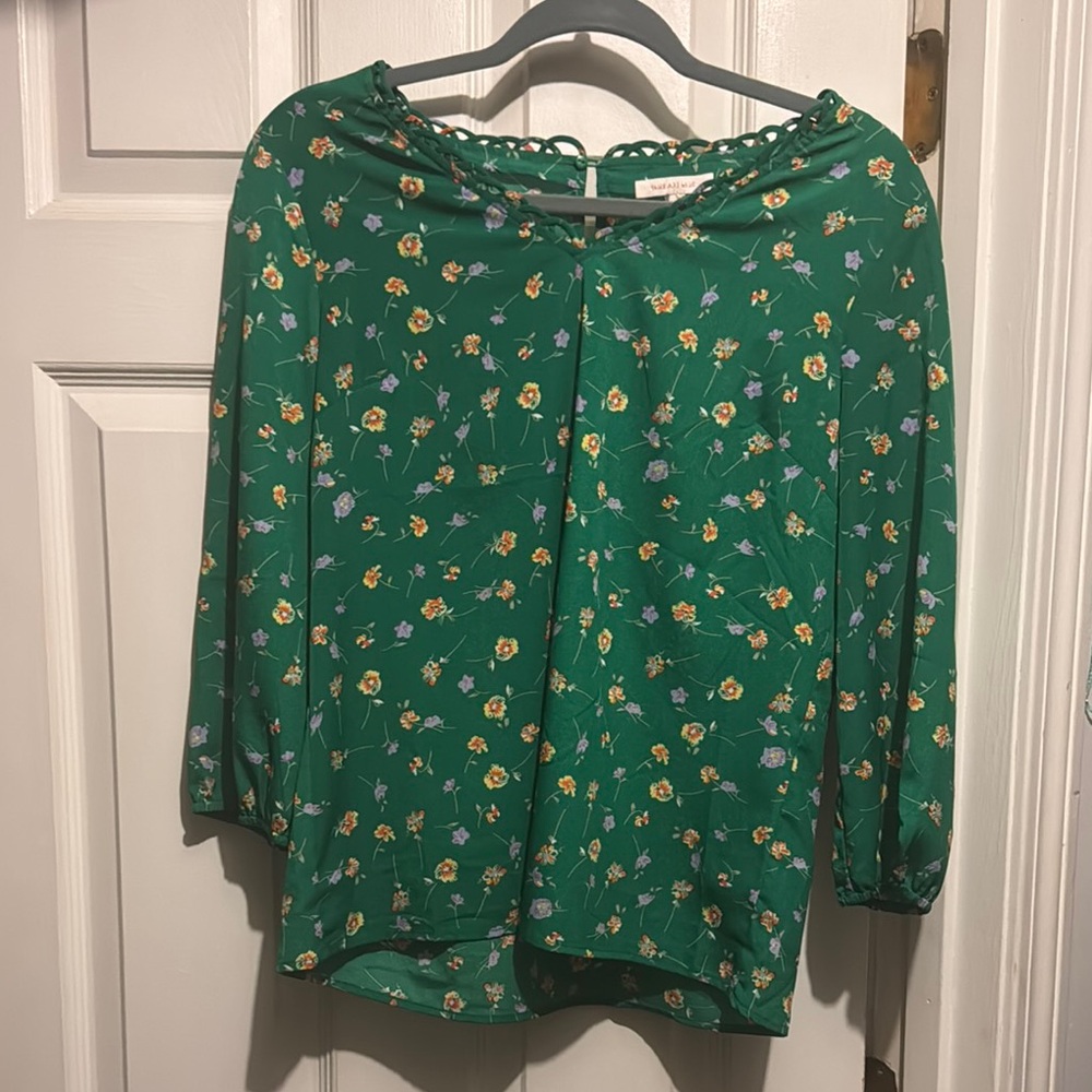 Skies Are Blue Green Floral Blouse with 3/4 Sleeves and Peter Pan Collar